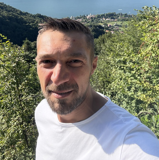 Gabriel Mihalache 